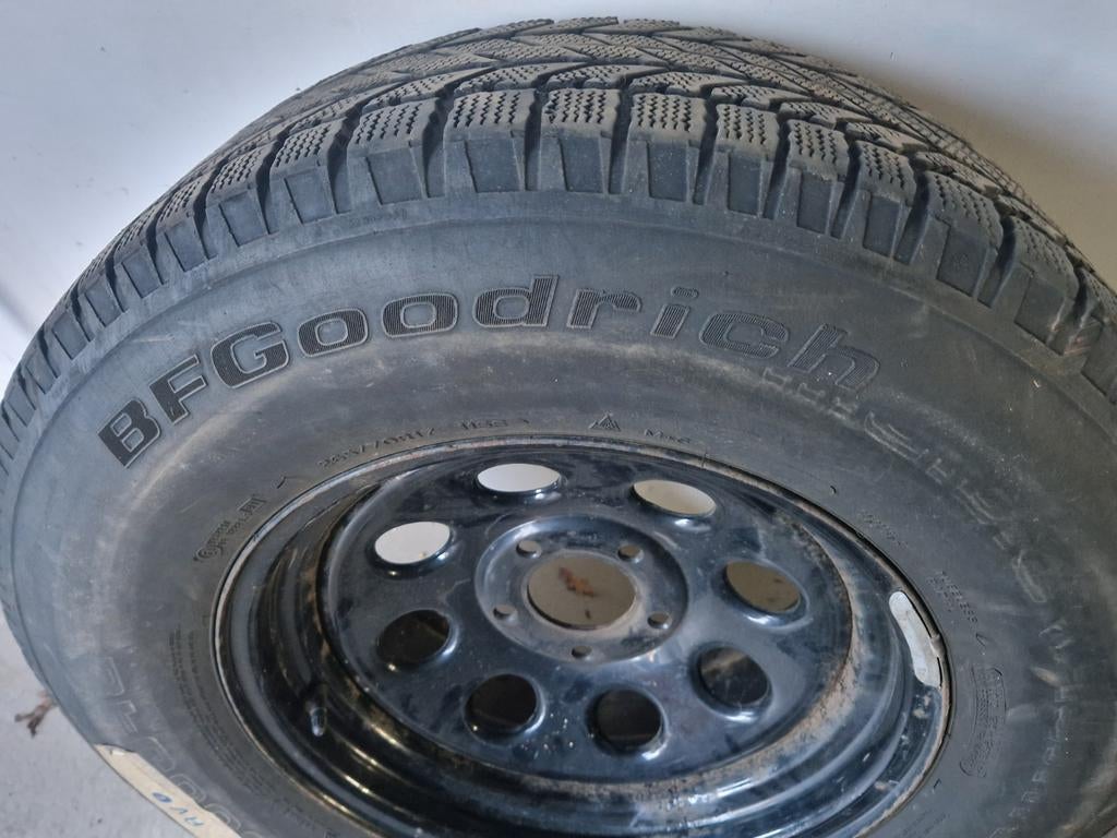 Pneu hiver pour jeep Wrangler 17 pouces jantes noire. 4x, Ophalen, 17 inch, Winterbanden, Band(en)