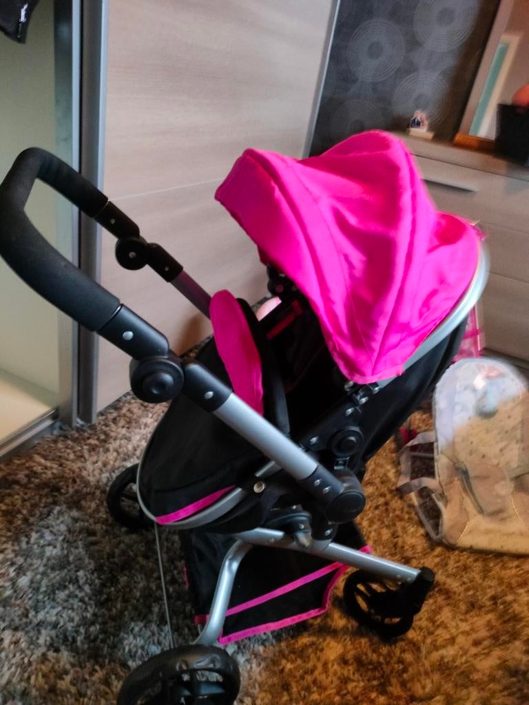 Poppen buggy, Enlèvement