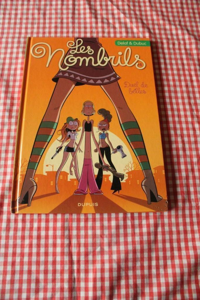 Bd - Les Nombrils - T4 - Duel de belles - TBE - Delaf - 2009, Livres, BD, Une BD, Enlèvement ou Envoi, Comme neuf, Delaf & Duluc