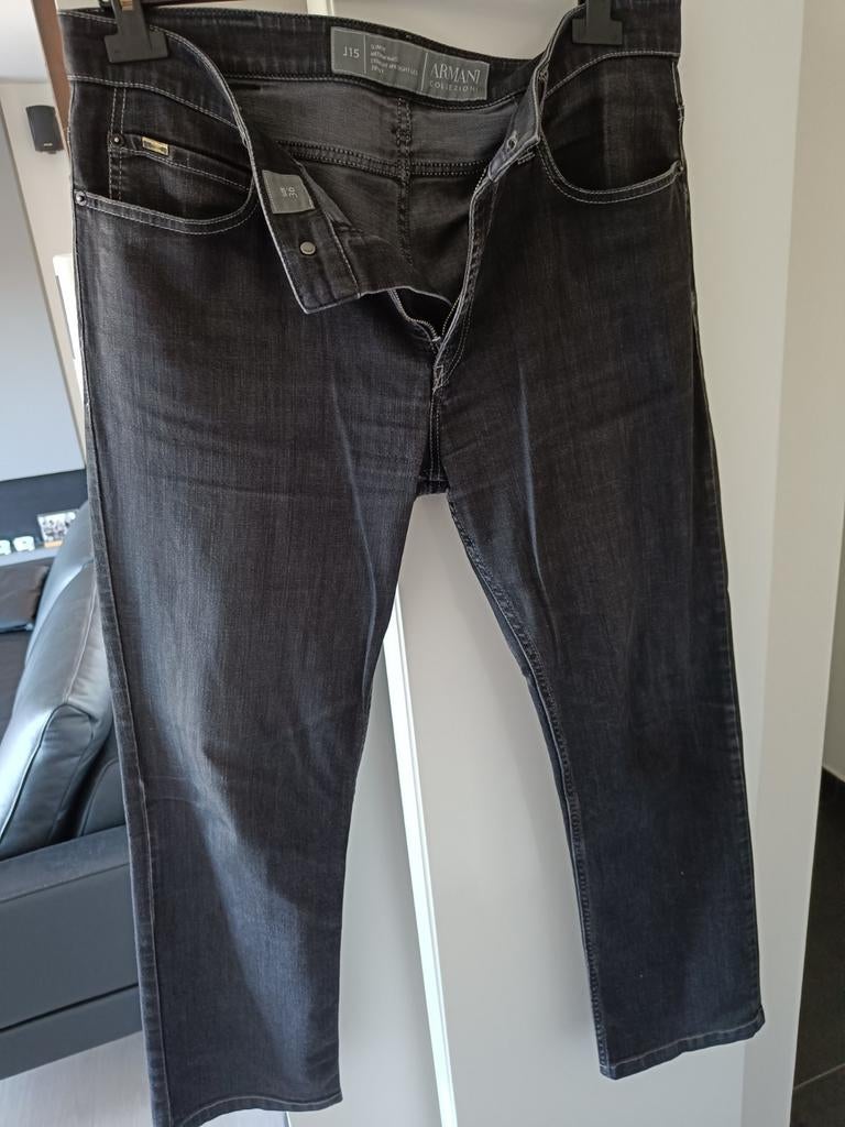 Jean gris pour homme d'Armani Collezione en taille, Gris, Comme neuf, Armani Collezione, W36 - W38 (confection 52/54)