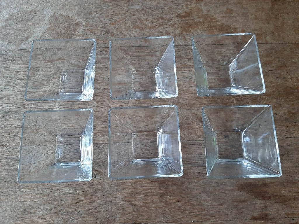 Coupelles en verres carrées "neuves", Ophalen of Verzenden