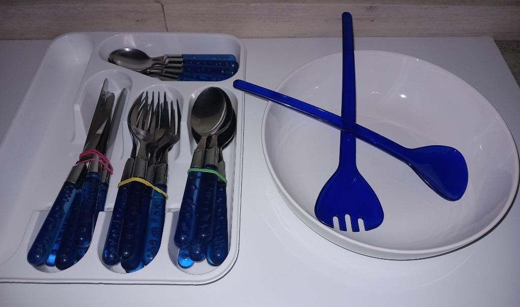 Ménagère 24 pieces +1 plat  & couverts à salade, Maison & Meubles, Enlèvement, Neuf, Inox ou Chrome