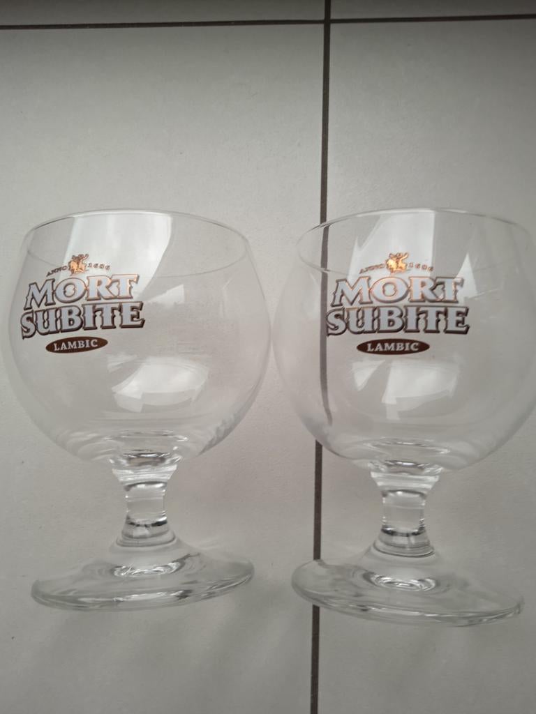 2 glazen voor bier Mort Subite, Lambic, Ophalen of Verzenden, Nieuw
