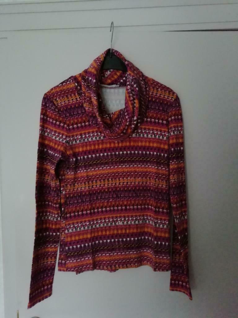Kleurrijke T-shirt met rolkraag en lange mouwen S, Kleding | Dames, Paars, Liberty Island, Ophalen of Verzenden, Zo goed als nieuw