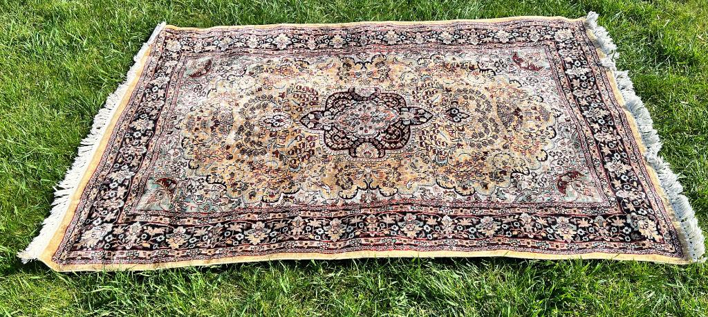 Zijden tapijt. Handwerk. Onverslijtbaar. 185 x 2,26., Huis en Inrichting, Stoffering | Tapijten en Vloerkleden, Ophalen, 100 tot 150 cm
