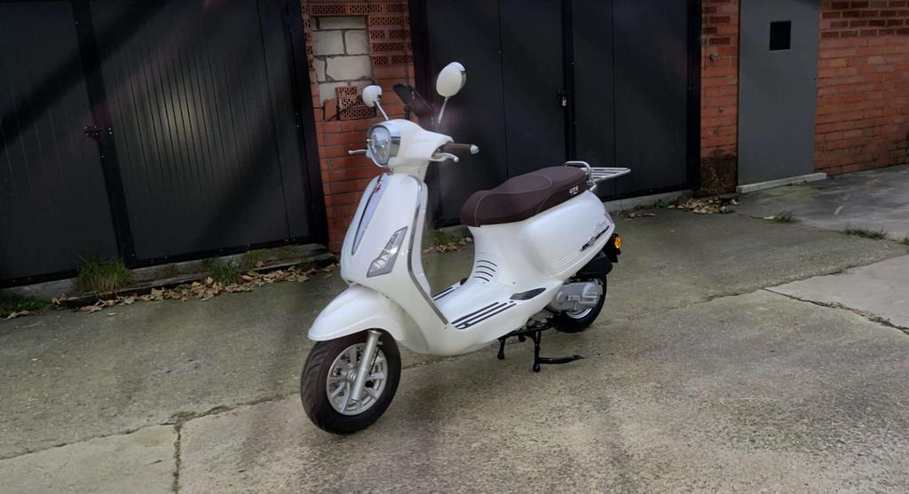 Gts Bravo B rijbewijs, Fietsen en Brommers, Snorfietsen en Snorscooters, Gebruikt, Overige merken, Ophalen