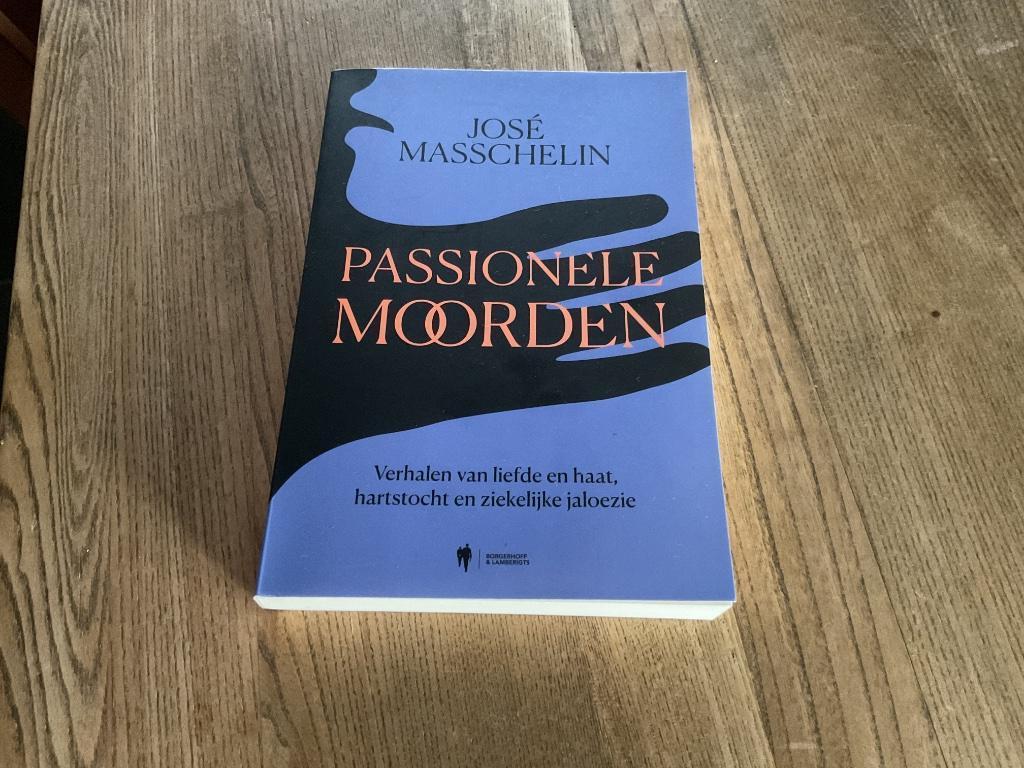 Boek  true crime passionele moorden, Ophalen of Verzenden, Zo goed als nieuw, België