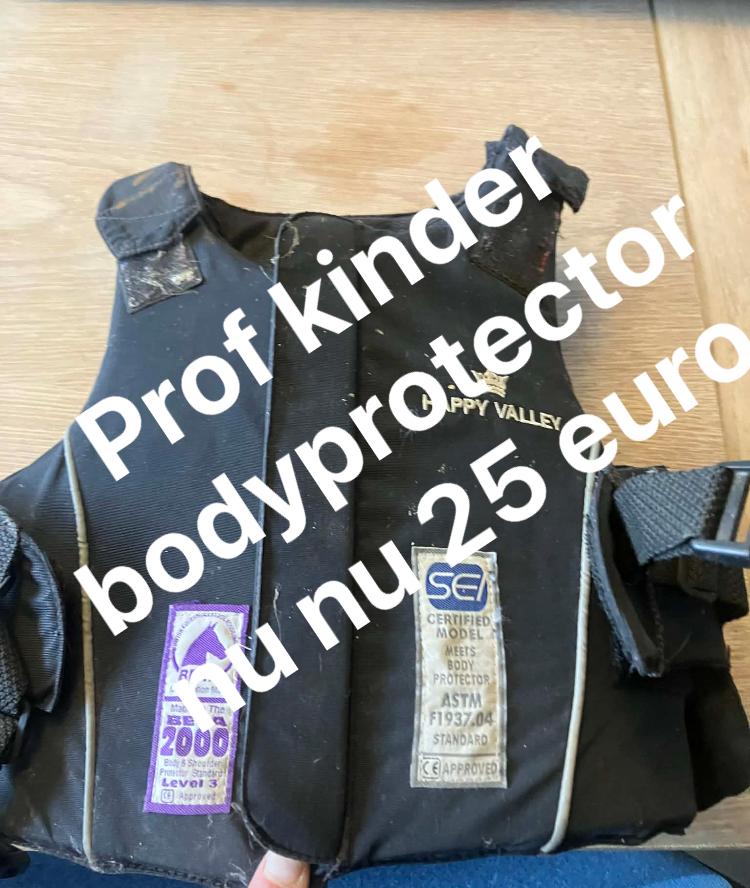 bodyprotector s voor kinderen, Dieren en Toebehoren, Ophalen of Verzenden, Zo goed als nieuw, Kinderen