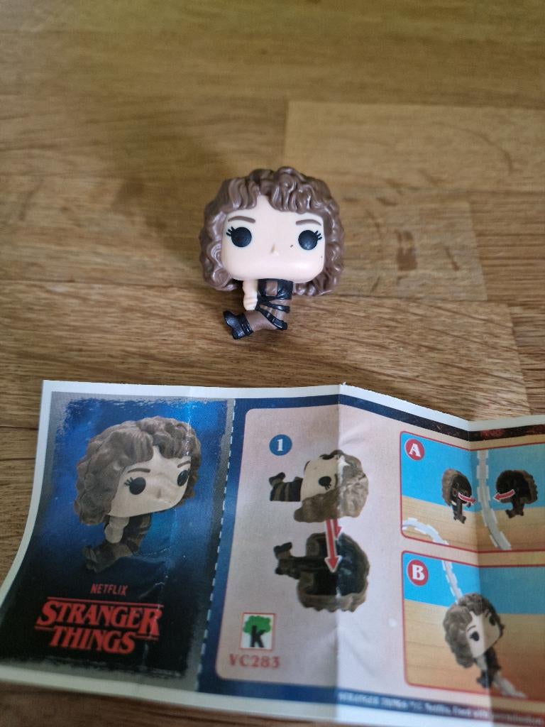 Figurine Nancy Kinder Joy Mini Pop Stranger Things, Collections, Enlèvement, Neuf, TV, Figurine ou Poupée