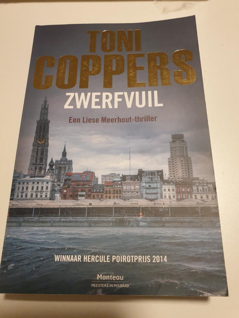 Toni Coppers - Zwerfvuil DEEL 6 Liese Meerhout, Enlèvement ou Envoi, Utilisé, Toni Coppers