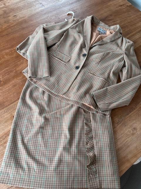 set D'Auvry maat 38/42, Kleding | Dames, Maat 38/40 (M), Kostuum of Pak, Bruin, Ophalen of Verzenden