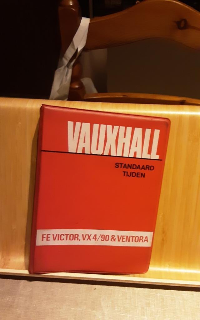 Vauxhall Victor fe vx4/90 ventora boek, Ophalen of Verzenden, Zo goed als nieuw