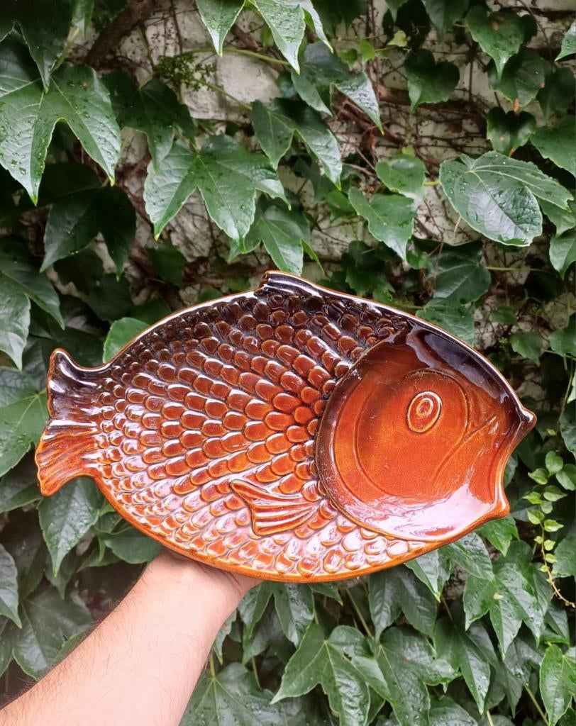 Bol ou plat en forme de poisson, Enlèvement ou Envoi