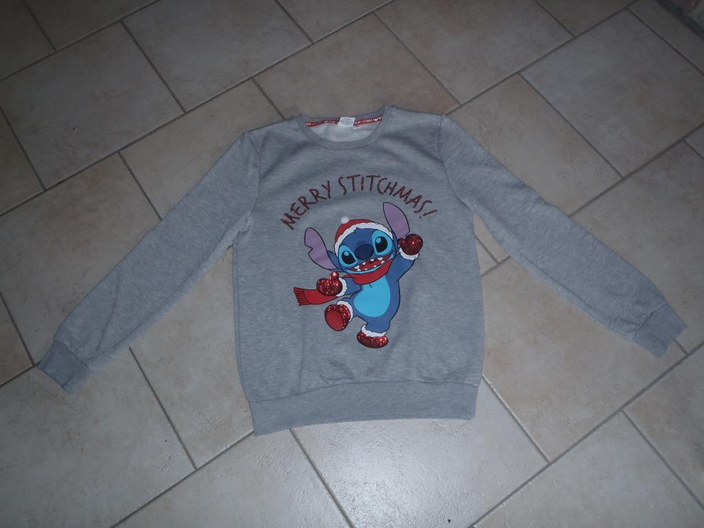 Pull Disney Merry Stitchmas taille 36/38, Disney, Enlèvement ou Envoi, Neuf, Gris
