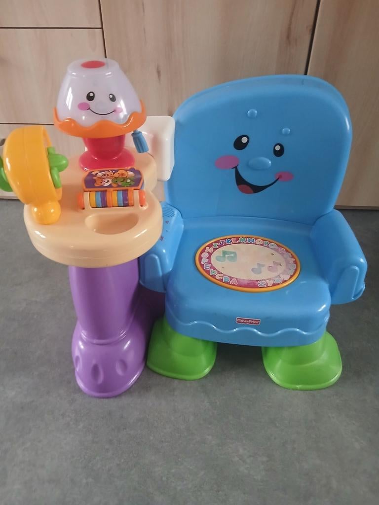Kinder stoeltje met muziek en licht lampje, Ophalen, Zo goed als nieuw, 6 maanden tot 2 jaar