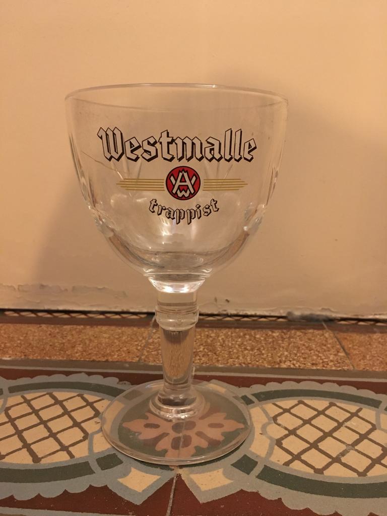 Verre à bière Westmalle 33cl, Collections, Enlèvement ou Envoi, Utilisé, Verre ou Verres