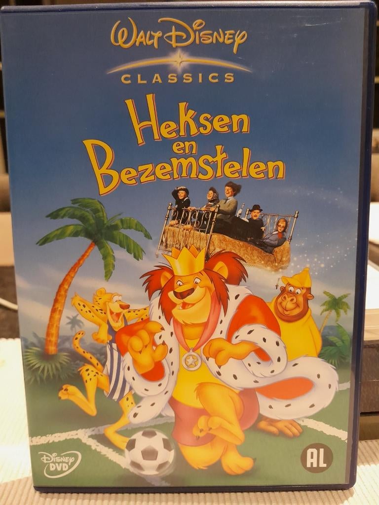 Heksen en bezemstelen, Tekenfilm, Ophalen of Verzenden, Zo goed als nieuw, Alle leeftijden