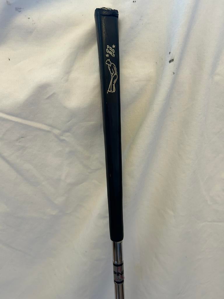 Putters, Enlèvement, Ping