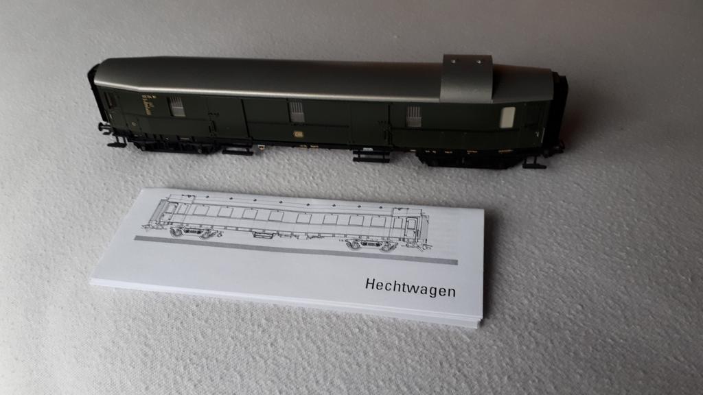 Marklin 42260, sneltreinbagagerijtuig DB, Hobby en Vrije tijd, Ophalen of Verzenden, Zo goed als nieuw