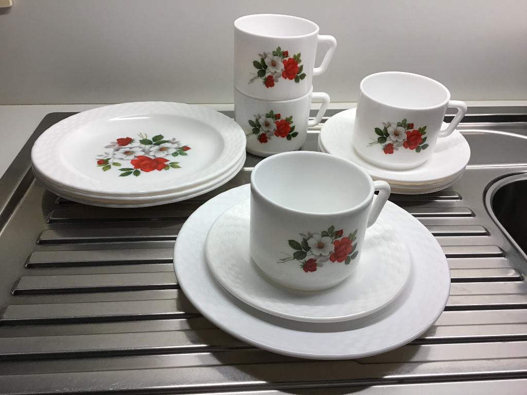 Arcopal koffieset voor 4 personen, Enlèvement ou Envoi, Comme neuf