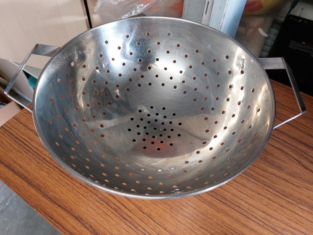 Passoire en inox 23 cm, Maison & Meubles, Enlèvement, Comme neuf, Inox