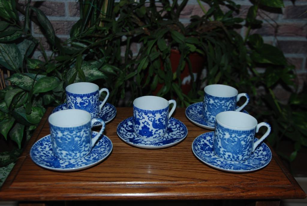 Antiek theeservies in fijn Chinees porselein blauw/wit, Ophalen
