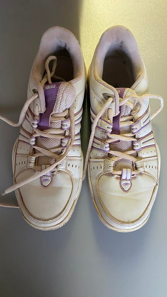 Adidas - Osaka, Chaussures de sports, Enlèvement, Osaga, Porté