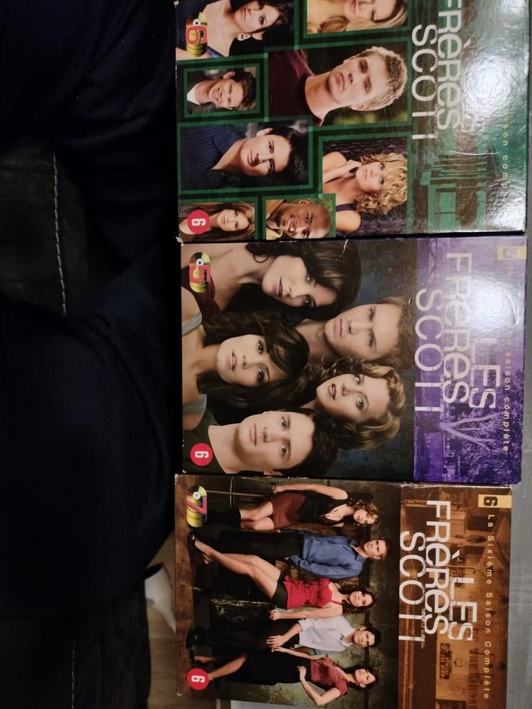 Les frères Scott One tree Hill saison 4 à 6, Enlèvement ou Envoi, Utilisé