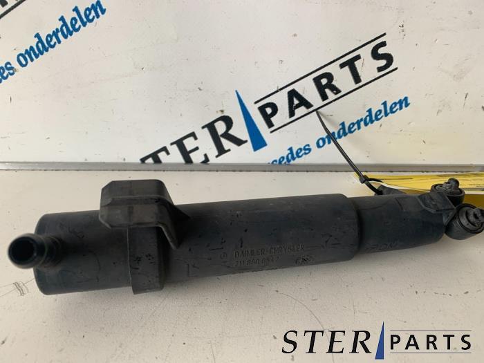 Buse phare d'un Mercedes E-Klasse, Enlèvement ou Envoi, 3 mois de garantie, Utilisé, Mercedes-Benz