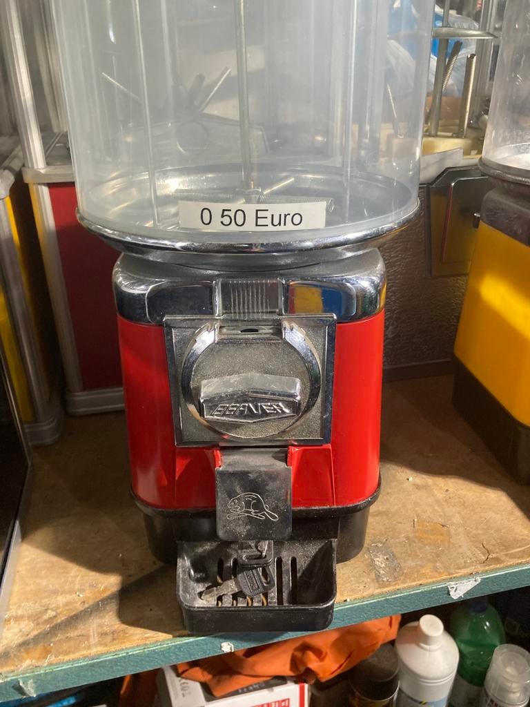 Kauwgom-of stuiterballen automaat!, Ophalen, Gebruikt