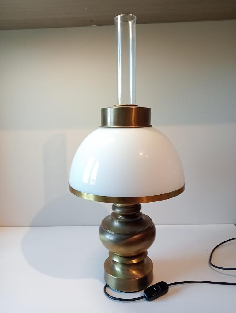 Lampe de bureau en laiton avec abat-jour verre opalin blanc, Enlèvement, Comme neuf, Verre