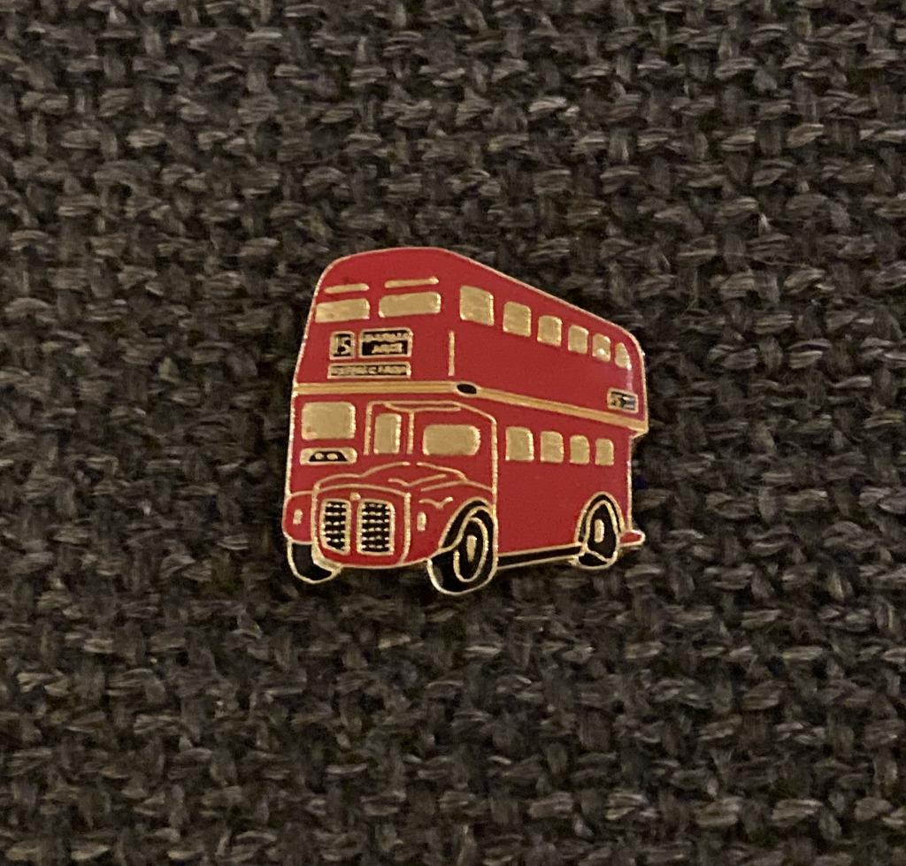 PIN - BUS - AUTOBUS - LONDEN - LONDRES - LONDON, Envoi, Utilisé, Transport, Insigne ou Pin's