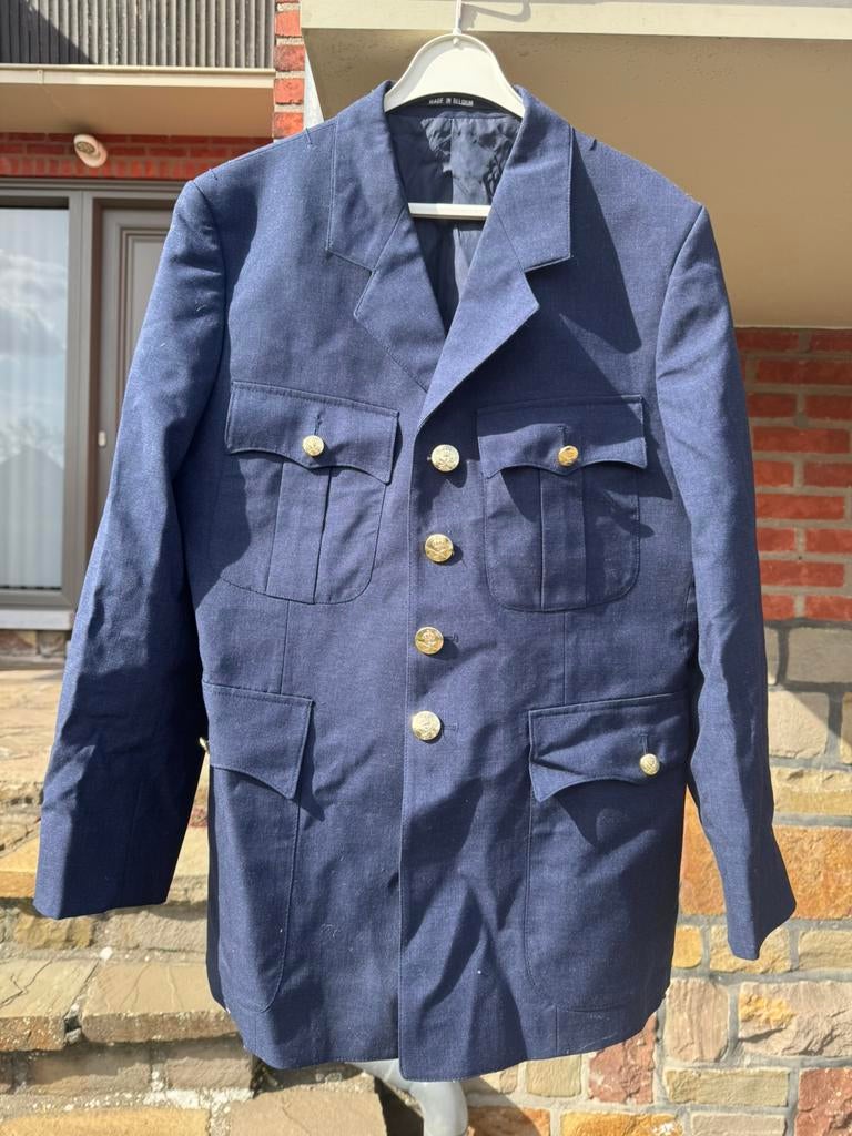 Gilet militaire, Collections, Objets militaires | Général, Enlèvement