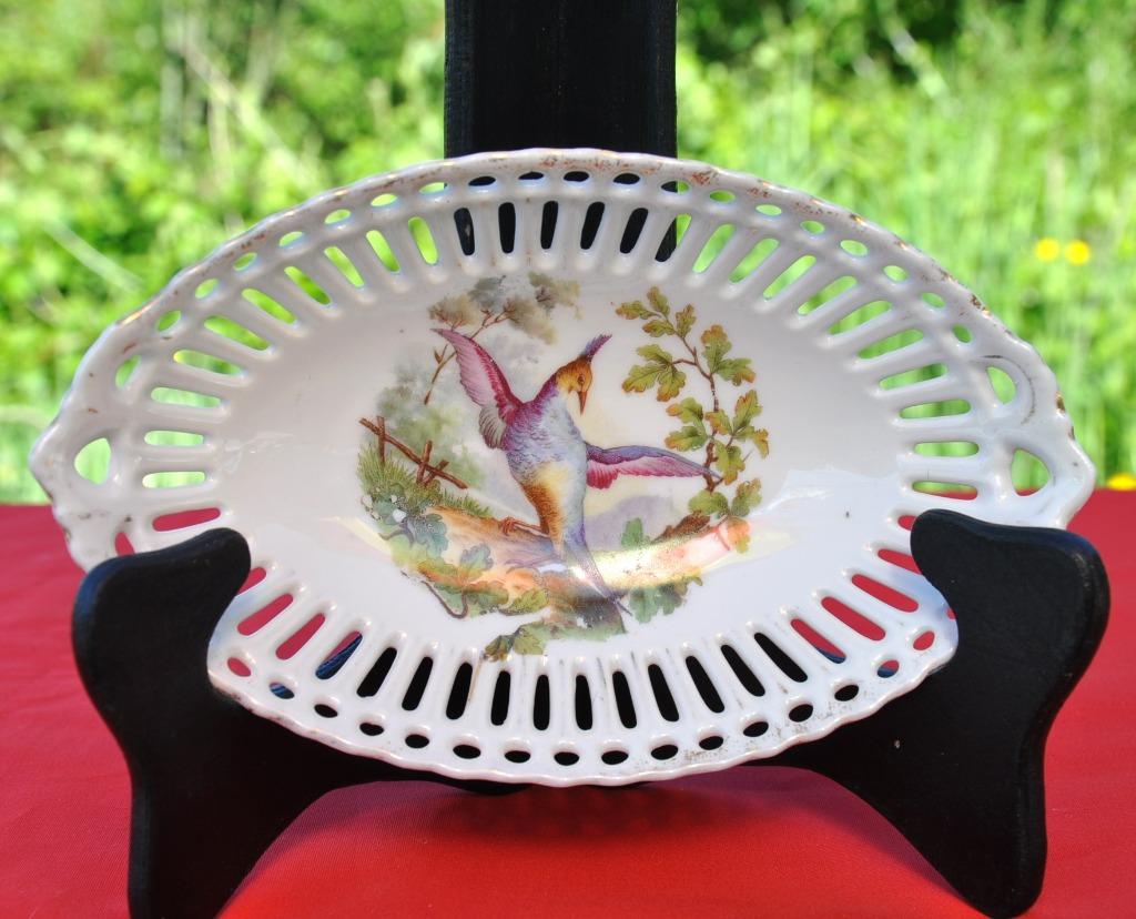 vide poche oval  tour ajourés decor oiseau de paradis, Antiquités & Art, Antiquités | Porcelaine, Enlèvement ou Envoi