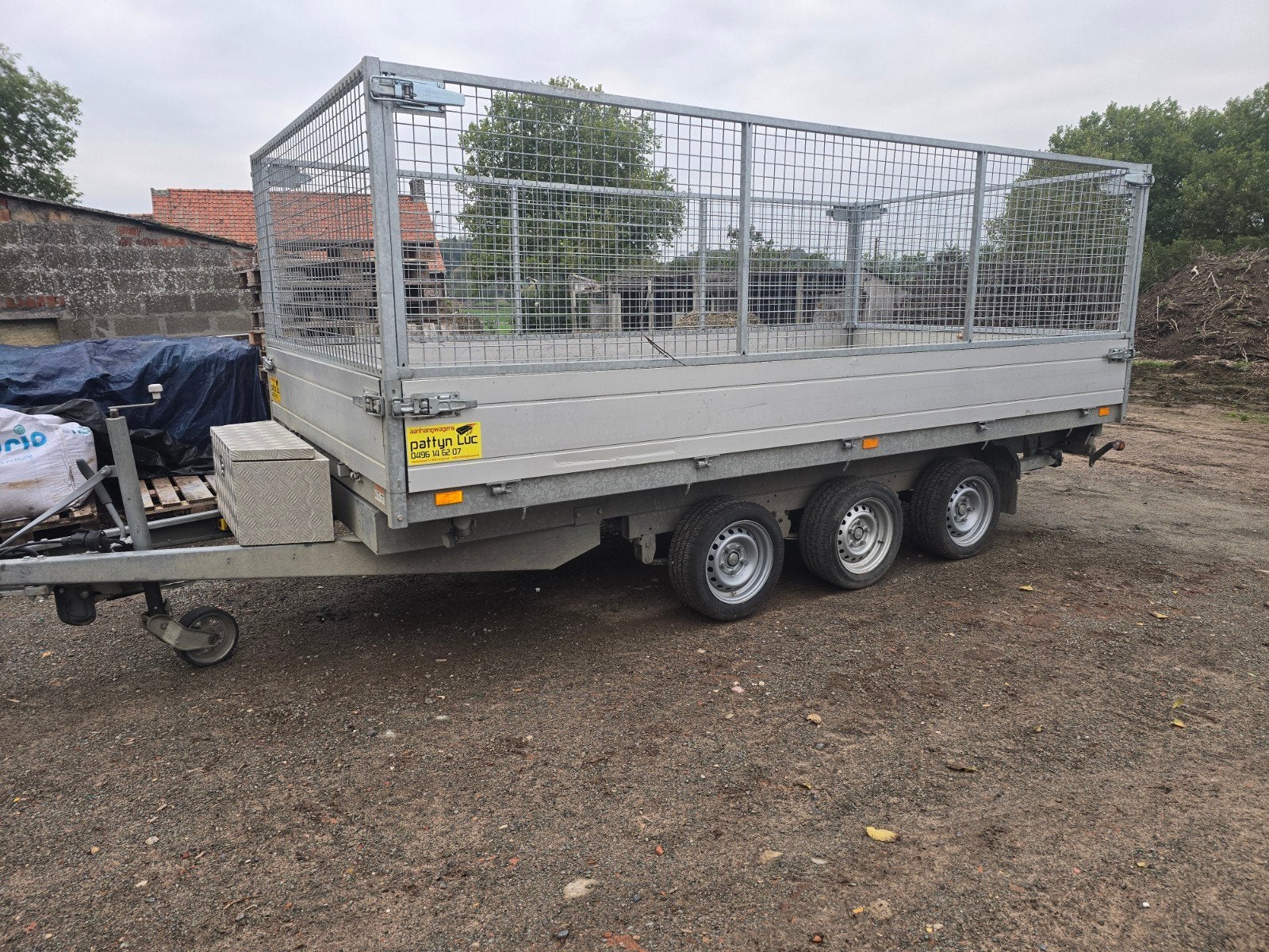 saris aanhangwagen 3500kg 4m2m met loofnetten, Auto diversen, Ophalen