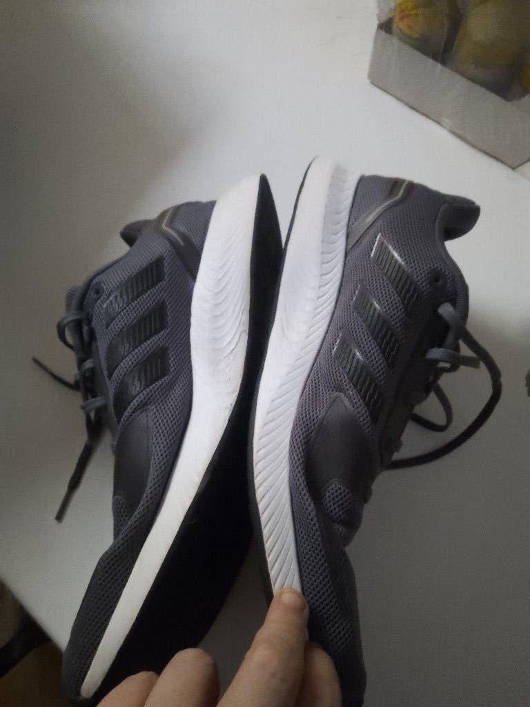 47 1/3 adidas Run Falcon 2.0 loopschoenen, Vêtements | Hommes, Chaussures, Comme neuf, Adidas, Chaussures de sport, Envoi