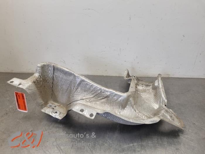 Bouclier thermique échappement d'un Volkswagen Caddy, Volkswagen, -, 3 mois de garantie, Utilisé