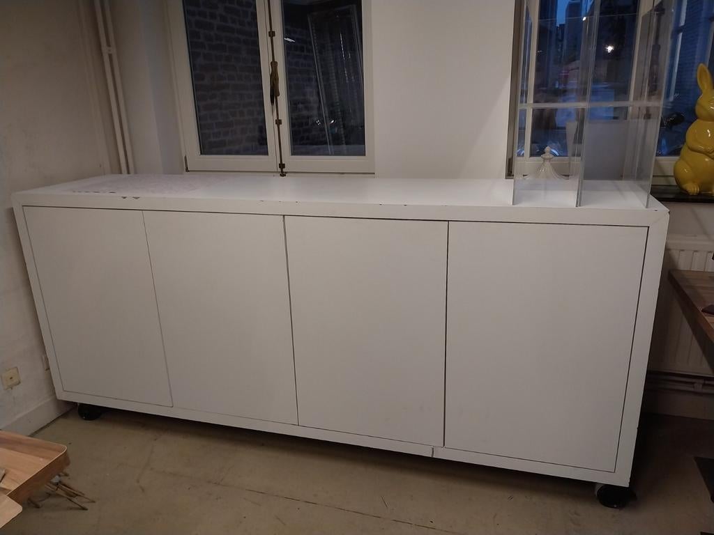 Buffetkast op wielen, Ophalen