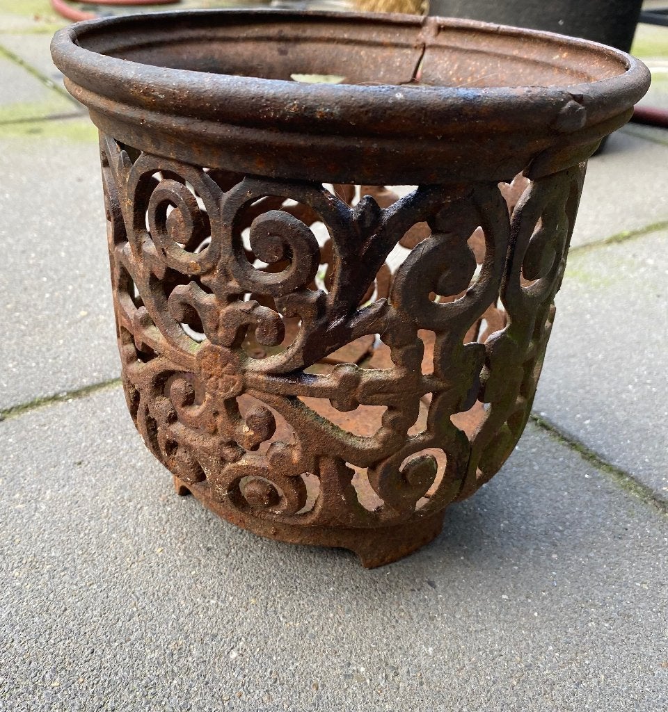 IJzeren pot, Ophalen, Zo goed als nieuw, Metaal, Binnen