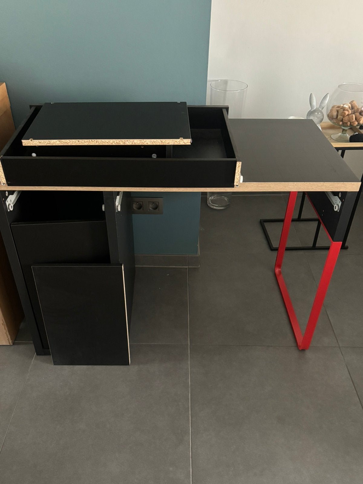 Kinderbureau ikea ( ophalen in zonhoven), Ophalen, Gebruikt