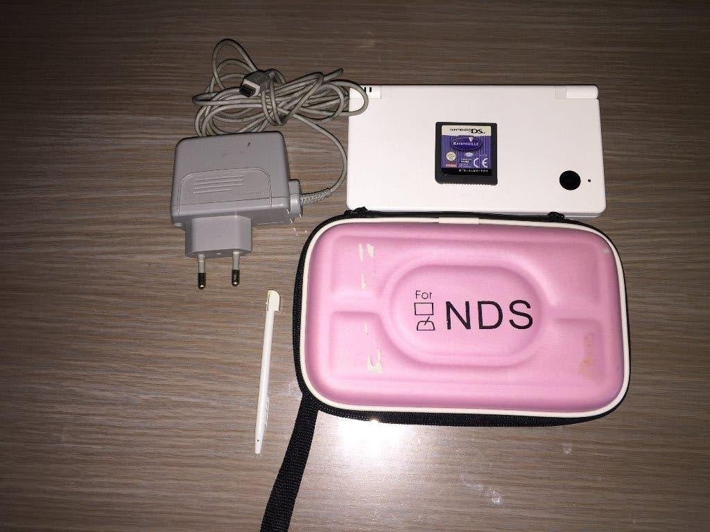 Nintendo DSi Witte+oplader+spelletje, Games en Spelcomputers, Spelcomputers | Nintendo DS, Ophalen, Zo goed als nieuw, Wit, Dsi