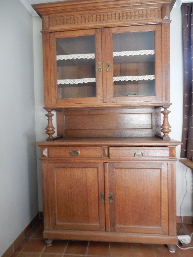 Antieke kast, Ophalen