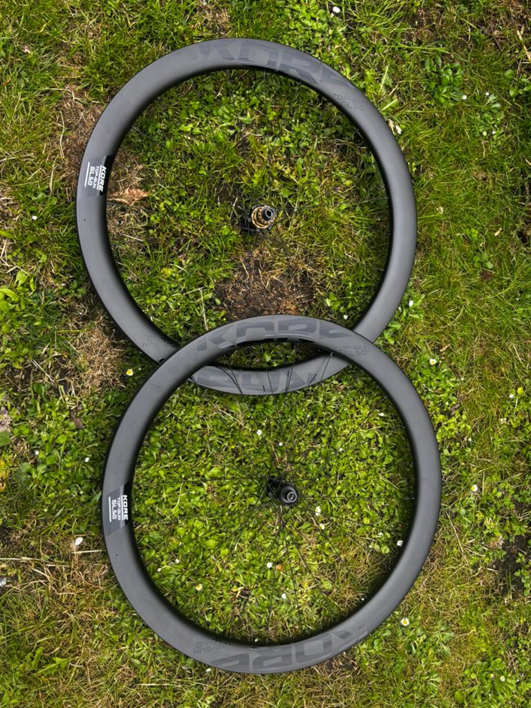 Roue carbon, Neuf, Autres marques, Enlèvement, 28 pouces
