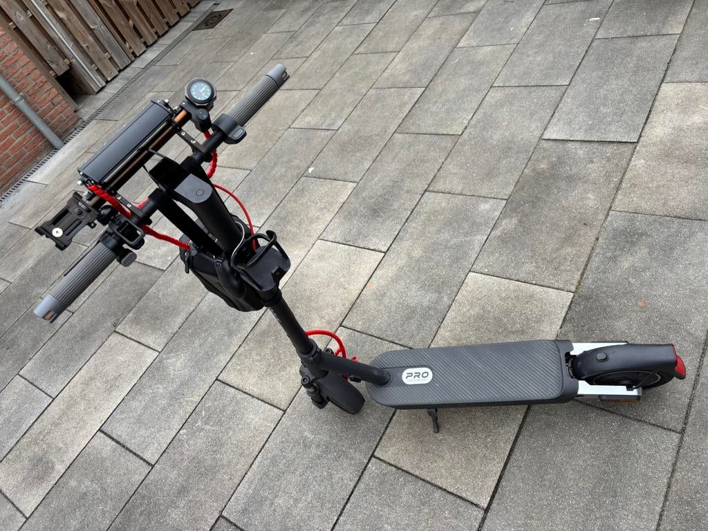 elektrische step Xiaomi Pro Step - Nieuwstaat, 2 weken oud, Fietsen en Brommers, Ophalen, Zo goed als nieuw