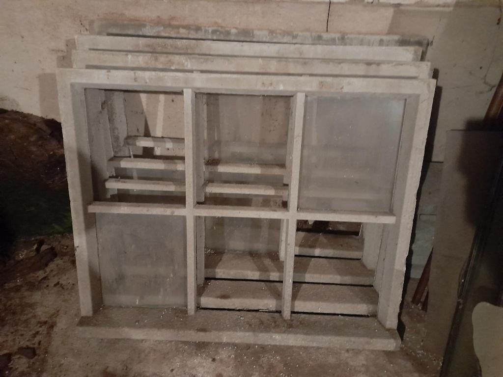 betonnen stalramen, Ophalen, Gebruikt