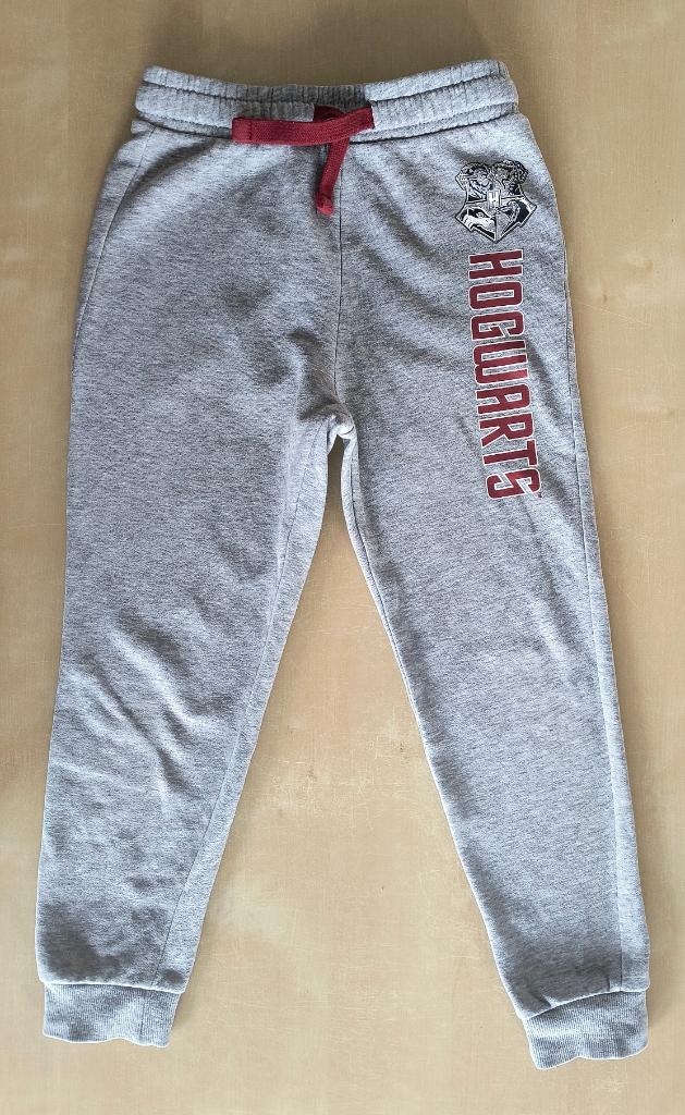 Lichtgrijze joggingbroek Harry Potter, maat 122, Broek, Gebruikt, Jongen of Meisje, Ophalen of Verzenden