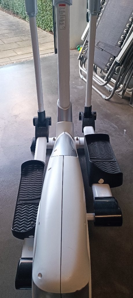 Vélo elliptique, Sports & Fitness, Enlèvement, Utilisé, Autres matériaux, Vélo elliptique