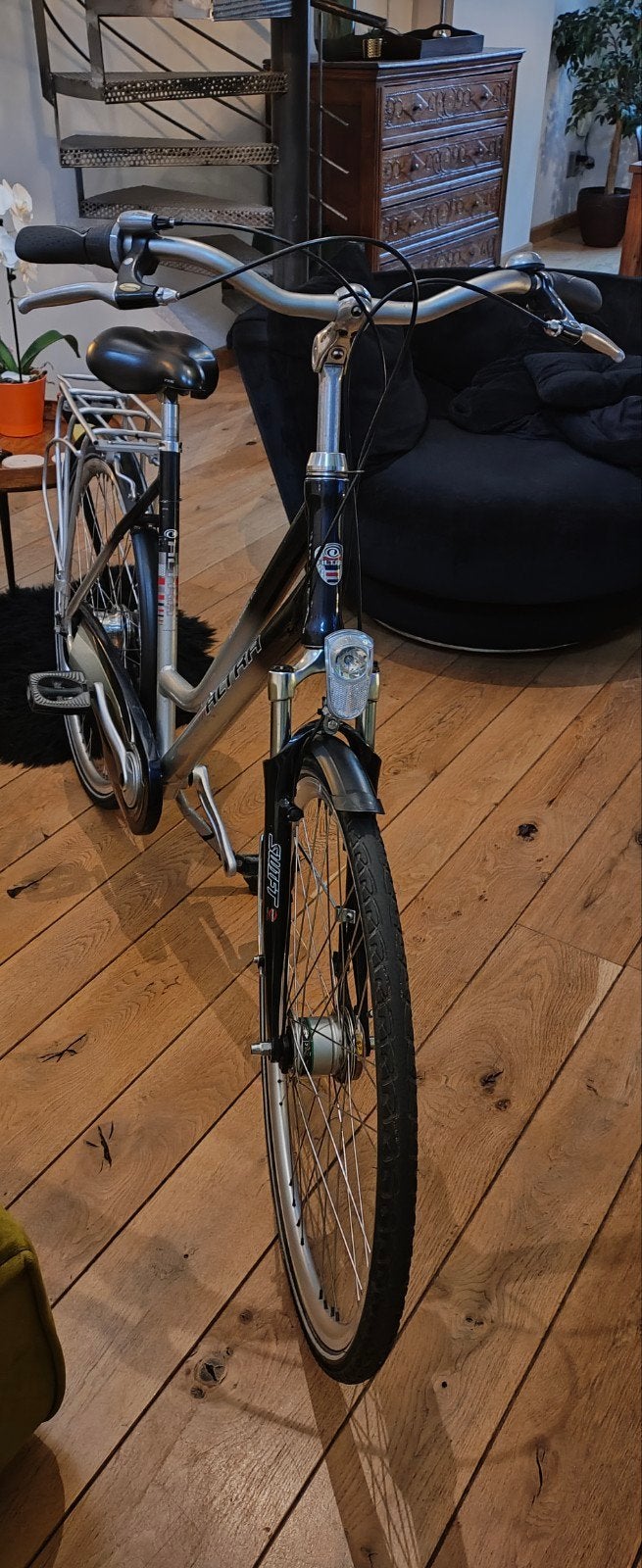 Damesfiets stadsfiets Altra, Fietsen en Brommers, Gebruikt, Versnellingen, Trommelrem, Ophalen