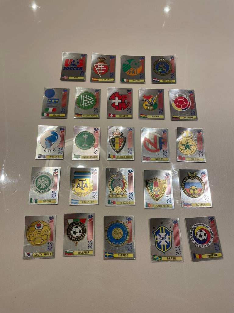 Panini - 24 Emblemen WK USA 1994, Verzamelen, Ophalen of Verzenden