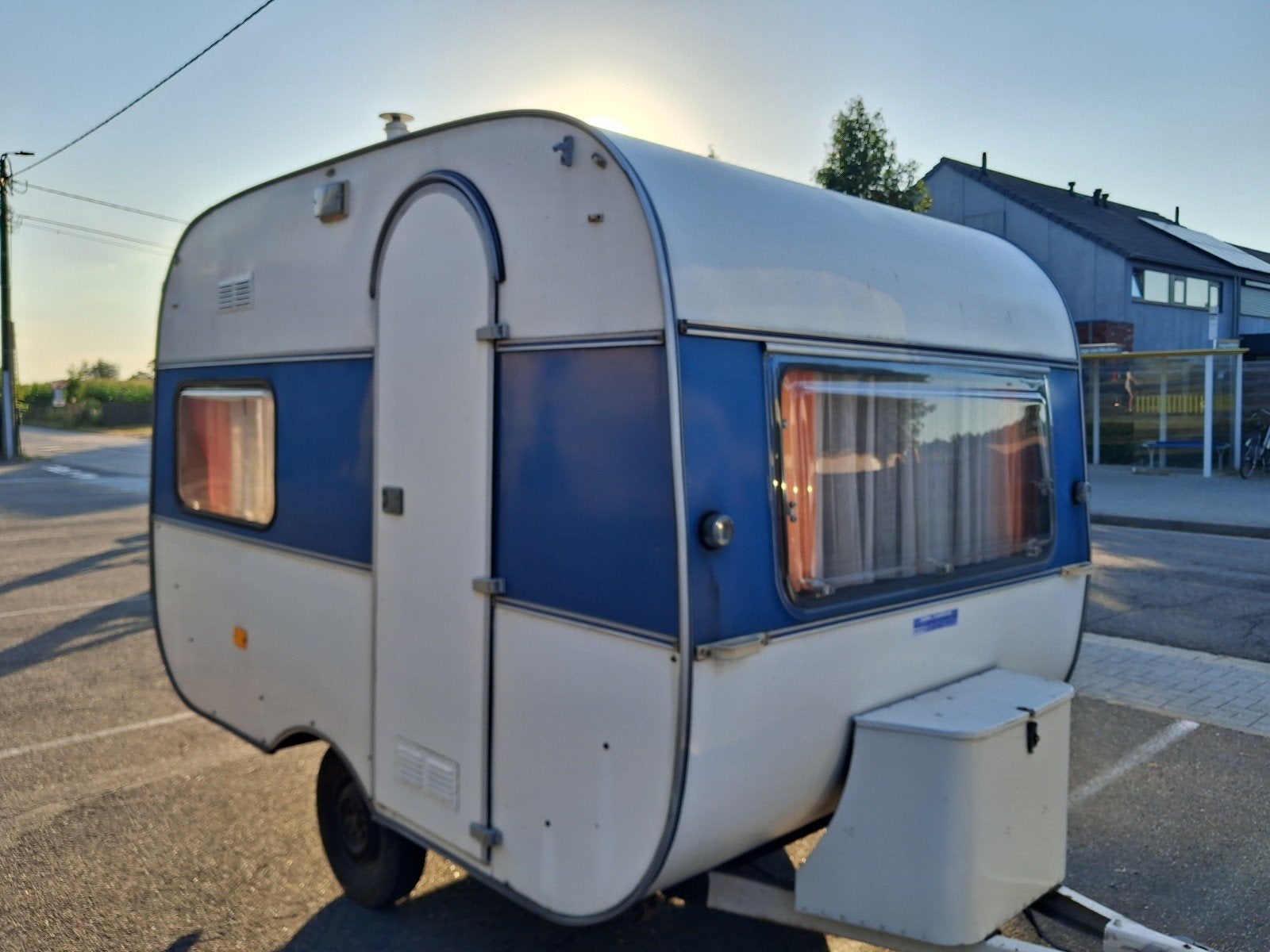 zeer mooi en goed verzorgde keuringsvrije caravan max 750kil, Caravans en Kamperen, Caravans, Particulier, tot en met 3, tot 500 kg